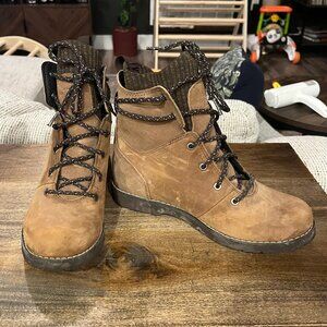 The North Face - Women's Size 7.5 Ballard III Waterproof Boot
